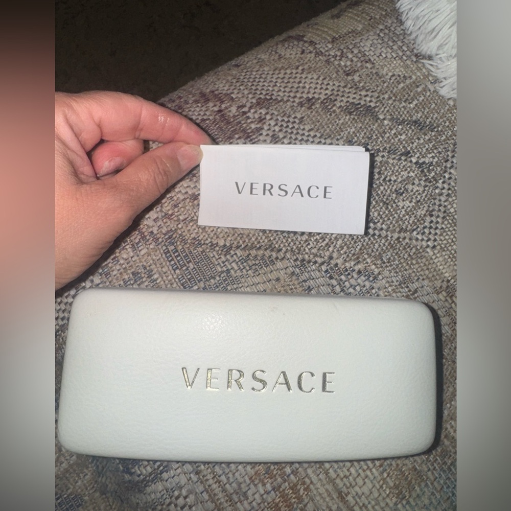 Sunglasses case